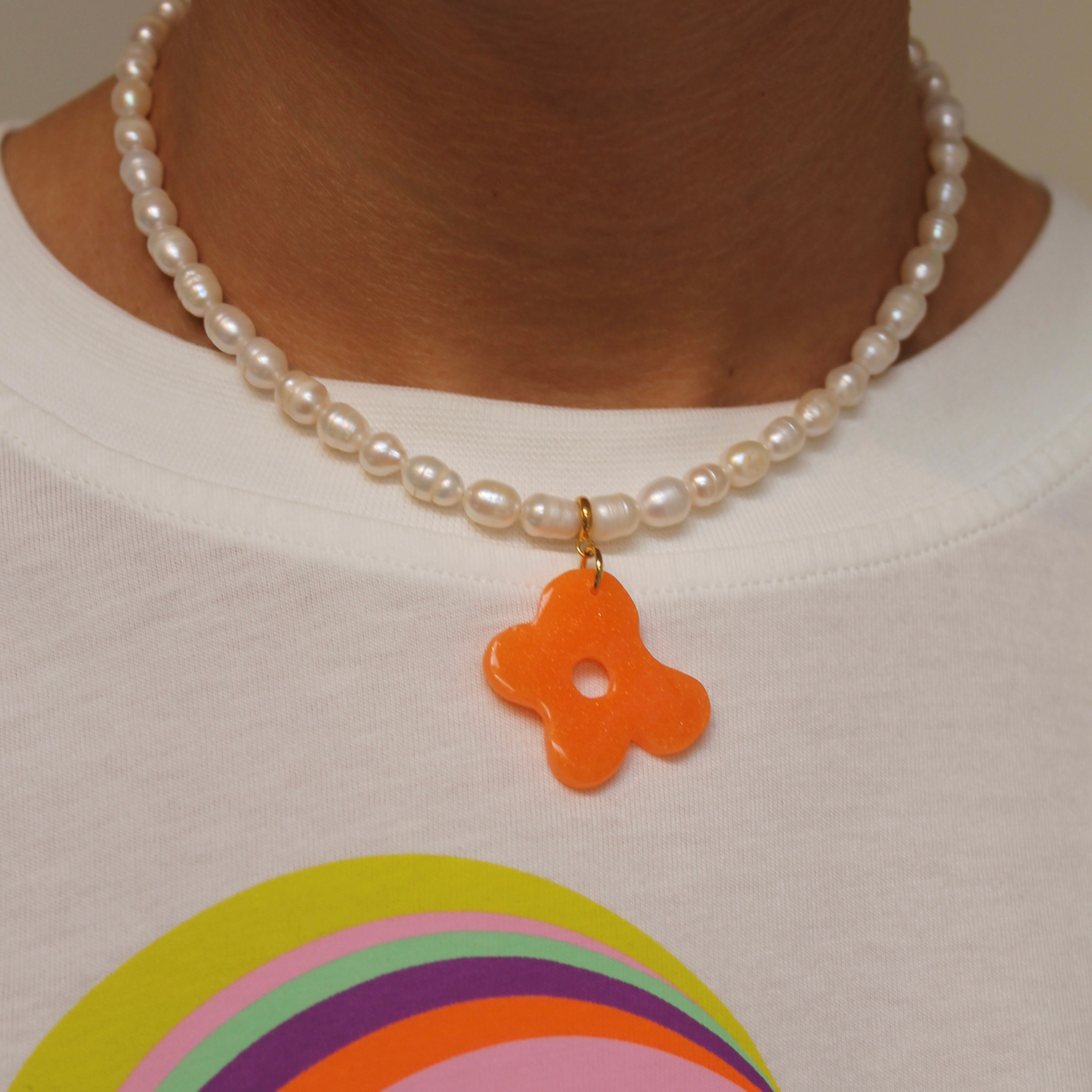 The Hawaiian Flower Pendant - Babs The Label