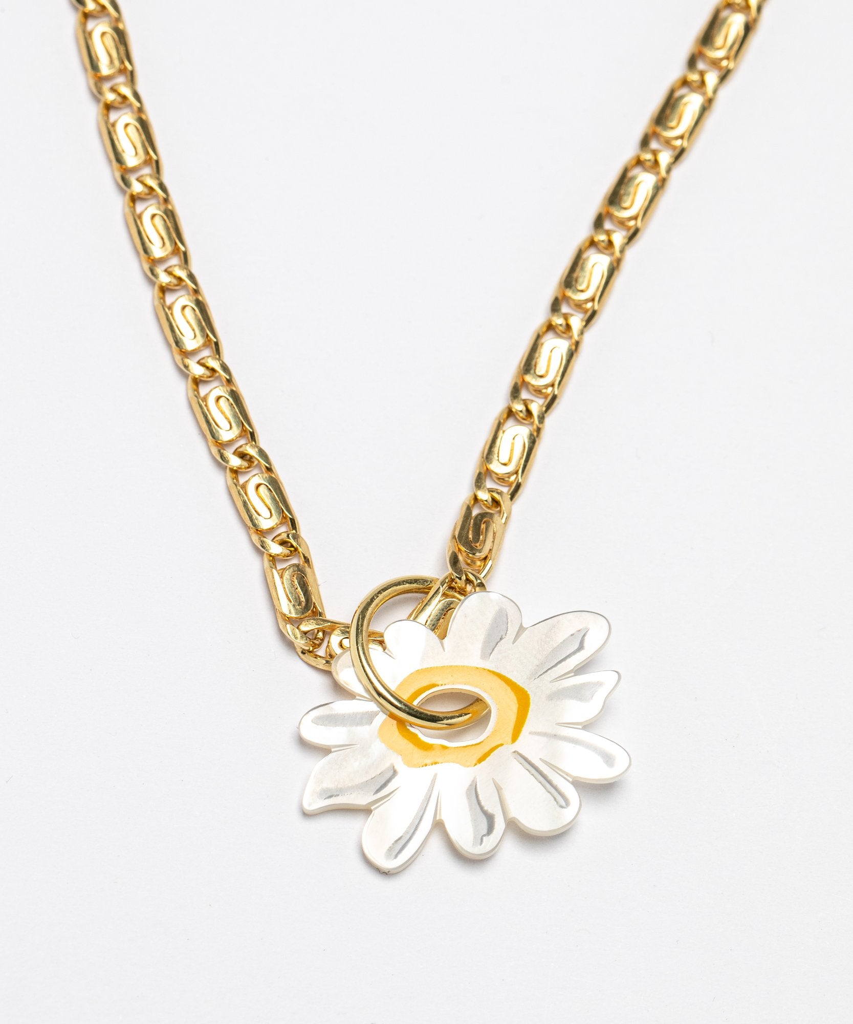 Daisy Just A Friend Necklace - Babs The Label