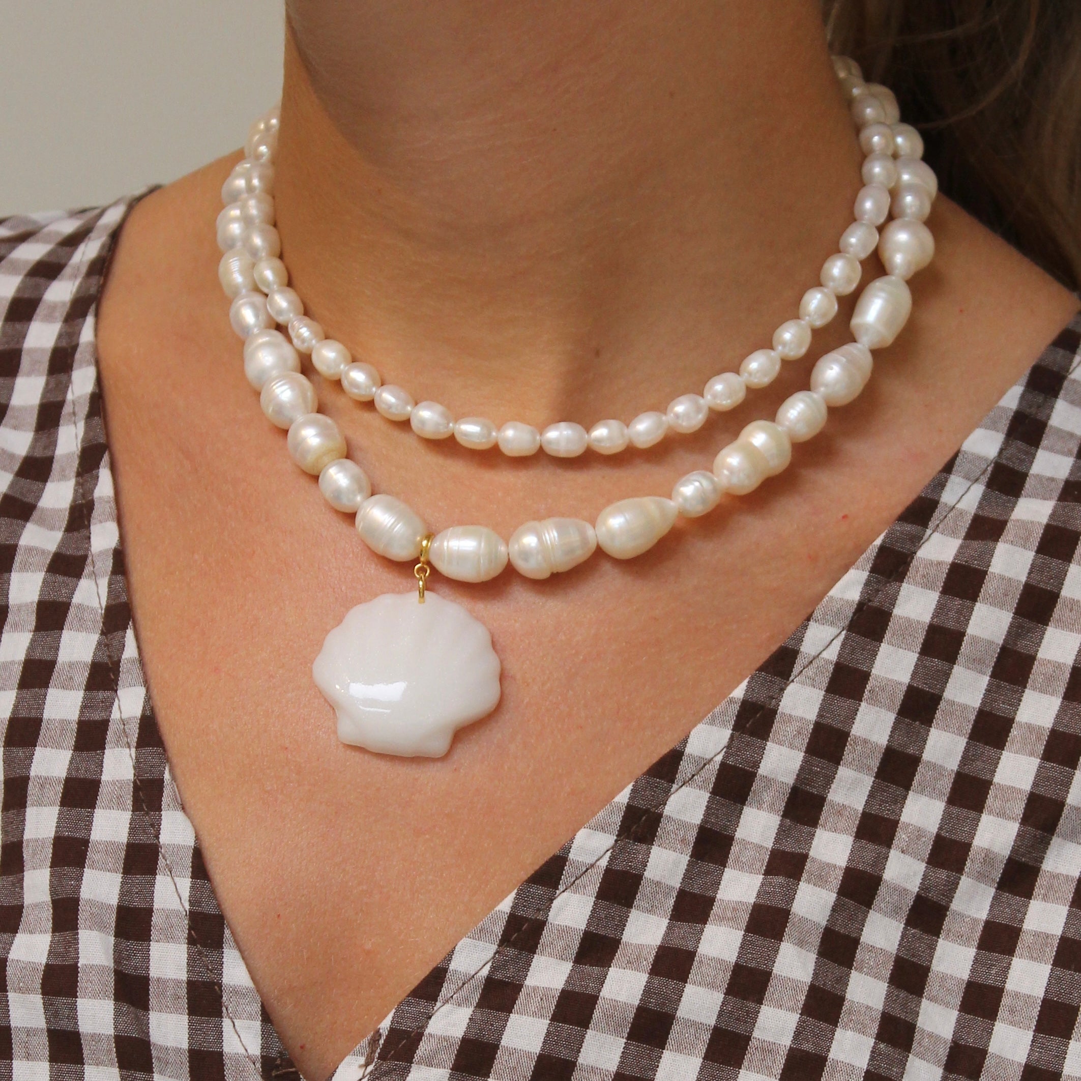 Chique hot sale pearl set